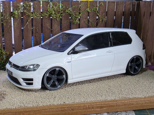 Scale audi ttrs 3d - 1/18,