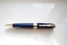 Montegrappa Emblema navy blue
