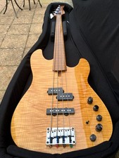 Sire Version 2 Fretless Marcus Miller P10 Alder 4 String Natural