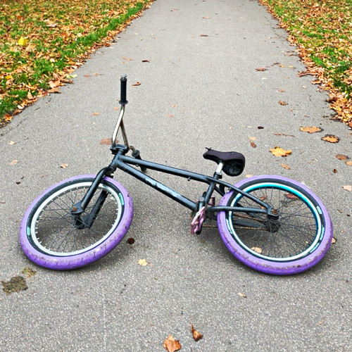 Voodoo bmx purple - , tires
