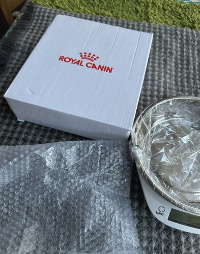 Royal canin digital electronic