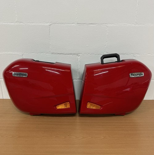 Triumph sprint 1050 - 1050, red