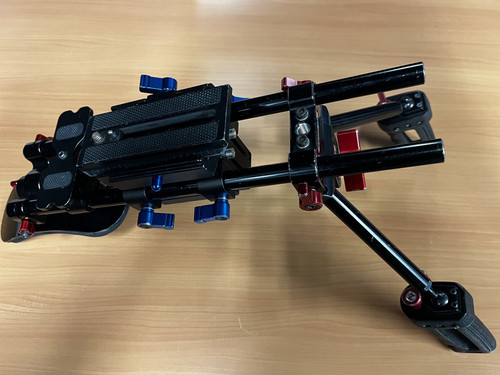 Zacuto shoulder rig - shoulder,
