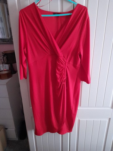 Ladies red dress size good - red, 20