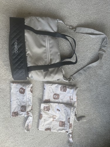 Venicci changing bag with - ,