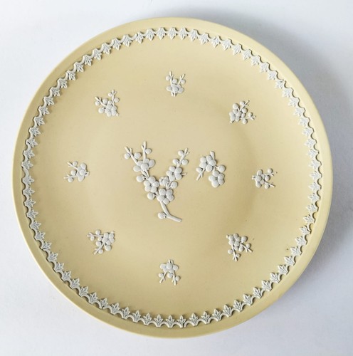 Wedgwood primrose jasper plate - wedgwood,