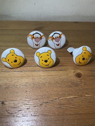 Winnie pooh tigger - pooh,