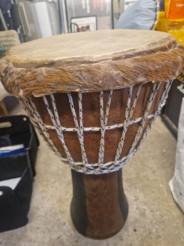 Djembe drum - ,