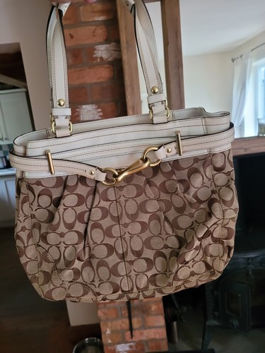 Authentic coach handbag - authentic, handbag...vgc(