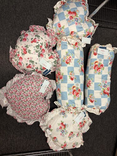 Cath kidston set pillows - cath, of