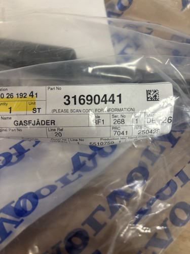 Volvo v70 xc70 - &,