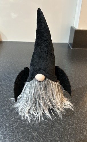 Halloween gnome bat gonk black - gnome,
