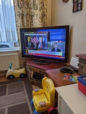 Panasonic 42"HQ TV excellent