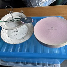 Boxed Bombay Duck 2 Tier Cake