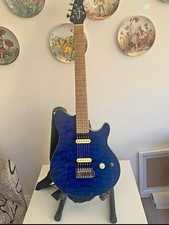 OLP AXIS GUITAR  similar to Earnie ball model .  excellent condition With Bag