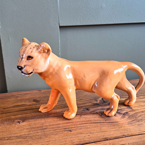 Beswick england ceramic lion - england,