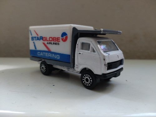 Dickie toys toyota hiace star - dickie,