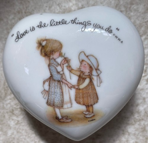 Vintage holly hobbie porcelain - hobbie,