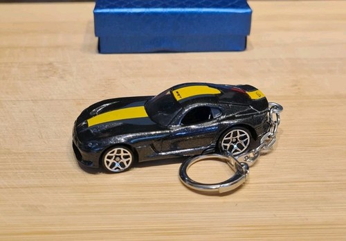 Diecast model car dodge - 1/64,