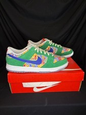 Nike Dunk Low Foam Finger Size