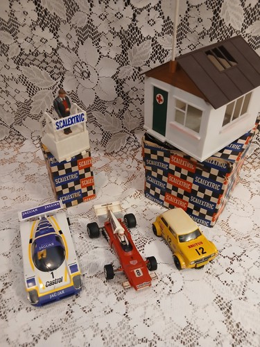 Vintage scalextric bundle - scalextric,