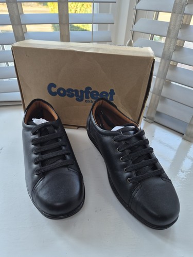 Black lace cosyfeet - black,