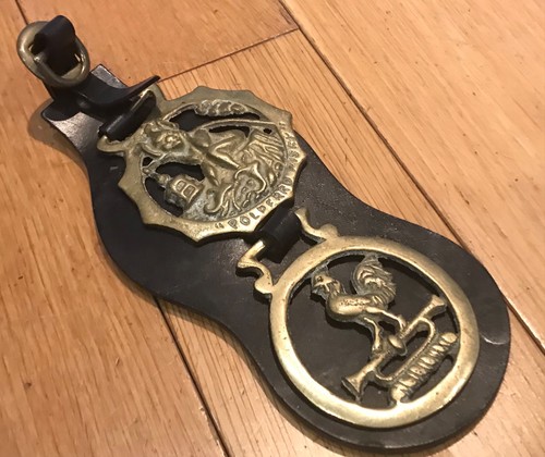 Vintage horse brasses on - 2x,