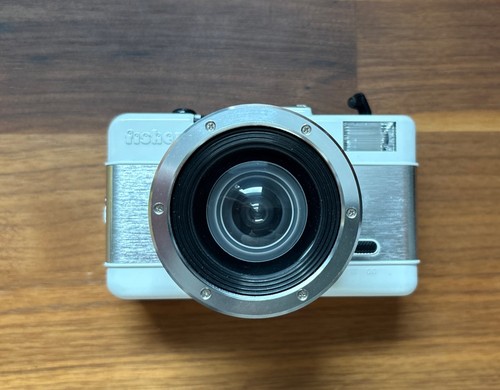 Lomography fisheye 35mm camera - lomography,
