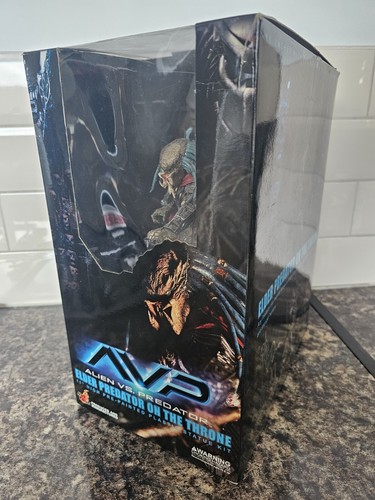 Hot toys predator - elder, the