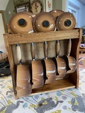 Le Creuset Vintage Cast Iron Saucepan Set. Le Creuset Chestnut Brown With Stand