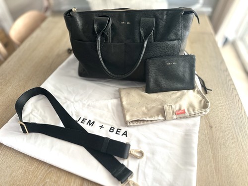 Jem bea black - &,