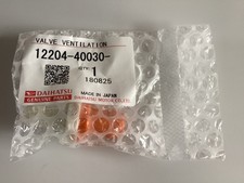GENUINE DAIHATSU/TOYOTA OEM PCV VALVE 12204 40030  Aygo-107-108- C1.