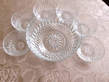 SET OF 1 LARGE & 6 SMALL VINTAGE ARCOROC GLASS FRUIT DISHES