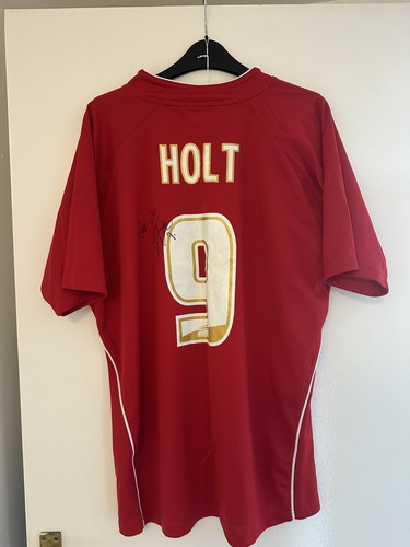 Signed grant holt 2007 - signed,