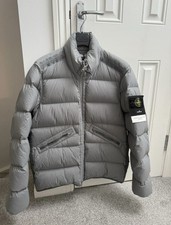 Stone island seamless tunnel