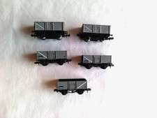 RAKE OF 5  ASSORTED PECO / LIMA GREY  MINERAL / COAL WAGONS    N GAUGE