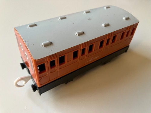 Thomas the tank engine - thomas, tomy