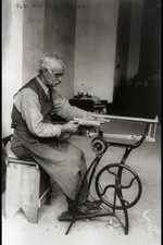 Old Men's Toy Shop,cutting