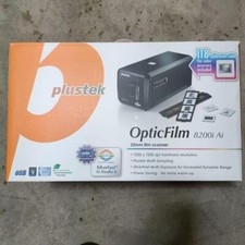 Plustek OpticFilm 8200i AI Film Scanner 7200dpi Color Black Not Opened Beautiful
