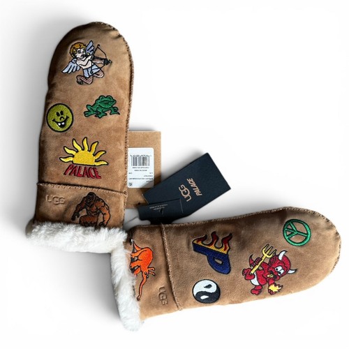 Palace ugg stickerama - x,