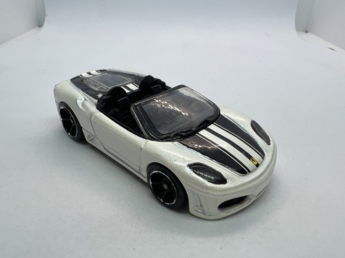 Hot wheels ferrari - hot,