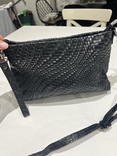 women’s handbag designer