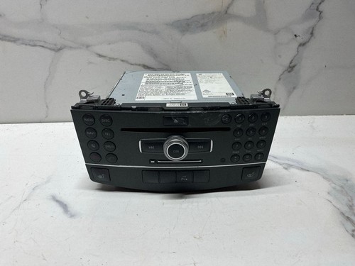 Mercedes benz w204 2011 - mercedes-benz,