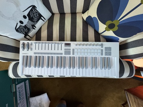 Novation launchkey mk4 - novation, 49