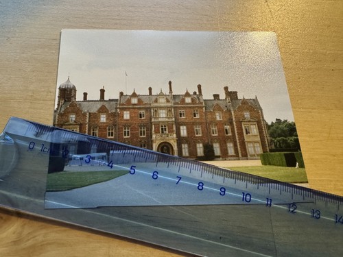 Photo sandringham house near - photo,