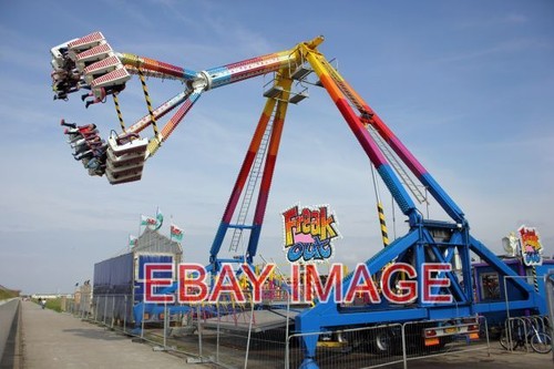 Photo freak out towyn - at,