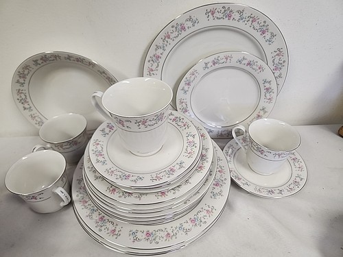 Vintage dinner set dynasty - vintage,