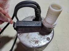 Grundfos submersible pump with pipe