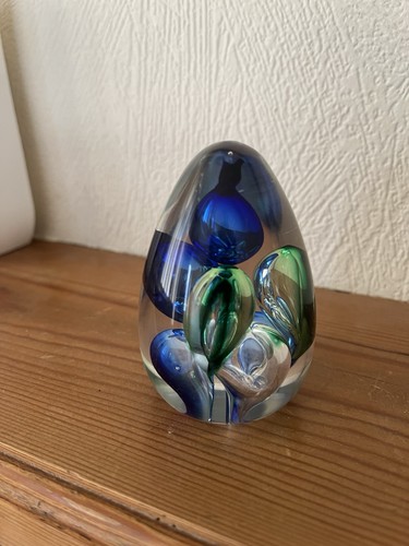 Egg shaped vintage inch - vintage,
