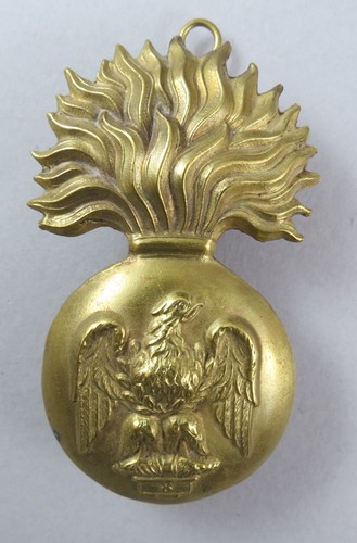 Military brass glengarry badge - military,
